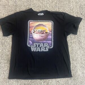 Star Wars Baby Yoda T Shirt Mens XL Black Short Sleeve Distressed Mandalorian
